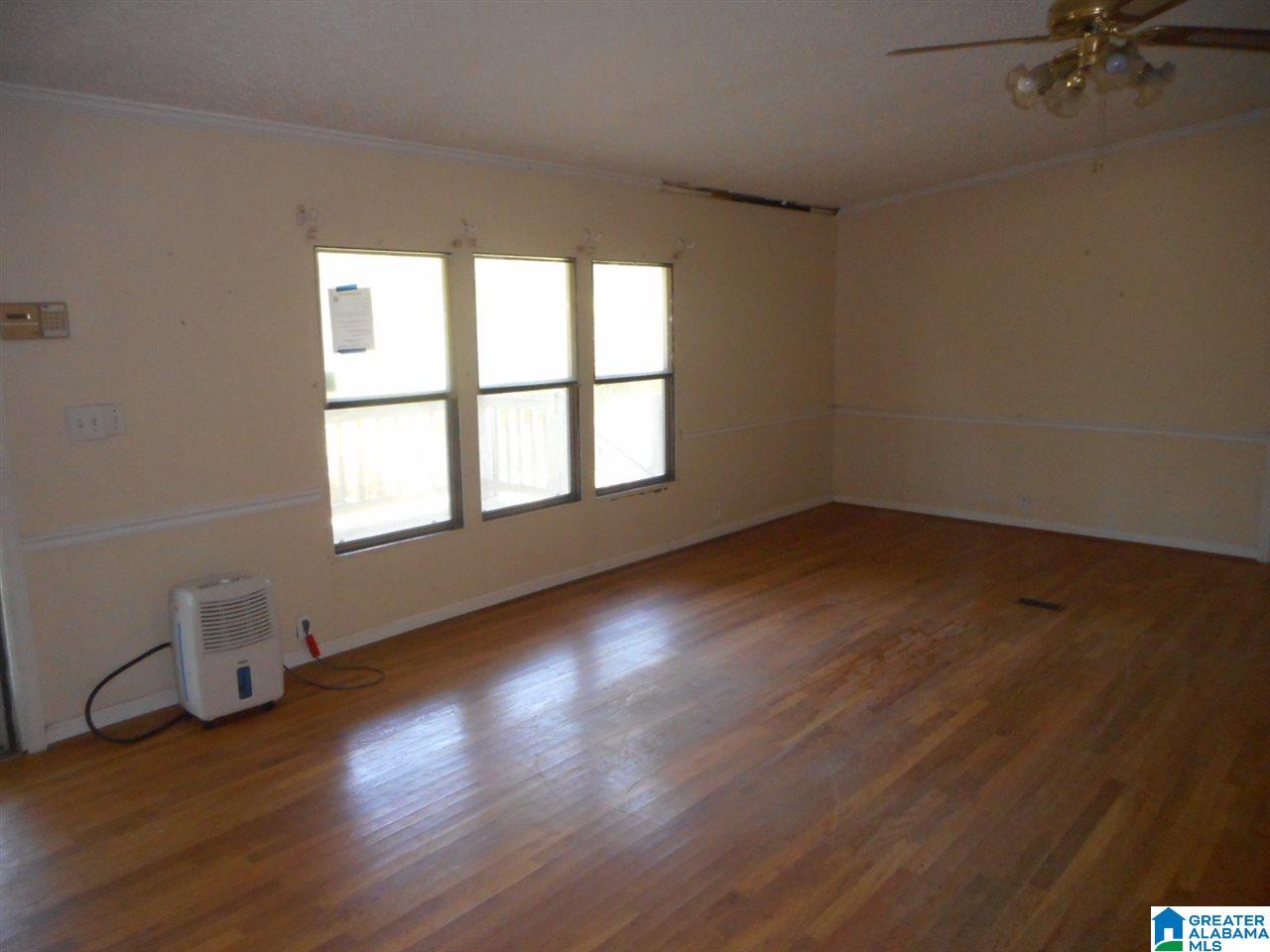 113 Paula Road Oneonta, AL 35121 - Photo 2 of 21 Gallery Image 2