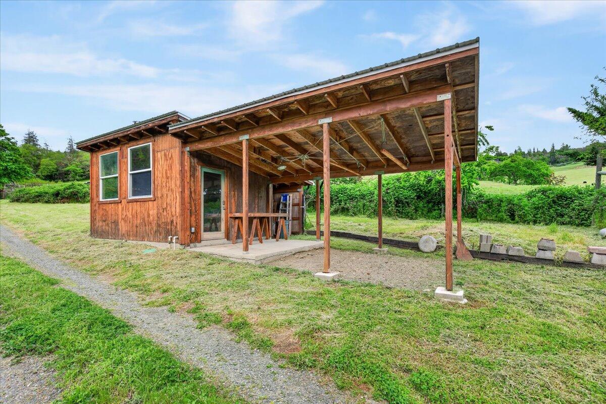 1848 Anderson Creek Road Talent, OR 97540 - Photo 50 of 64 60-9R9A1795