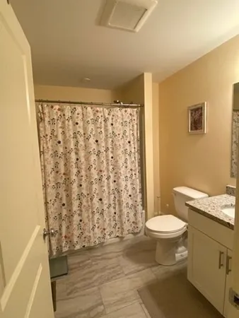 $2,200 | 29-31 Fayette Street, Unit 2, Newton, MA 02458