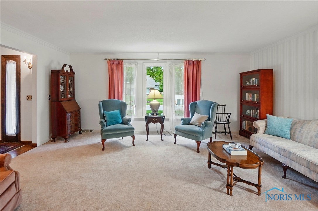 5338 Radcliffe Road Sylvania, OH 43560 - Photo 5 of 49 Gallery Image 5