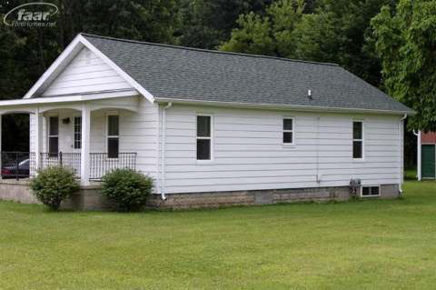 6469 West Vienna Road Clio, MI 48420 - Photo 7 of 29 20414613-6.JPG