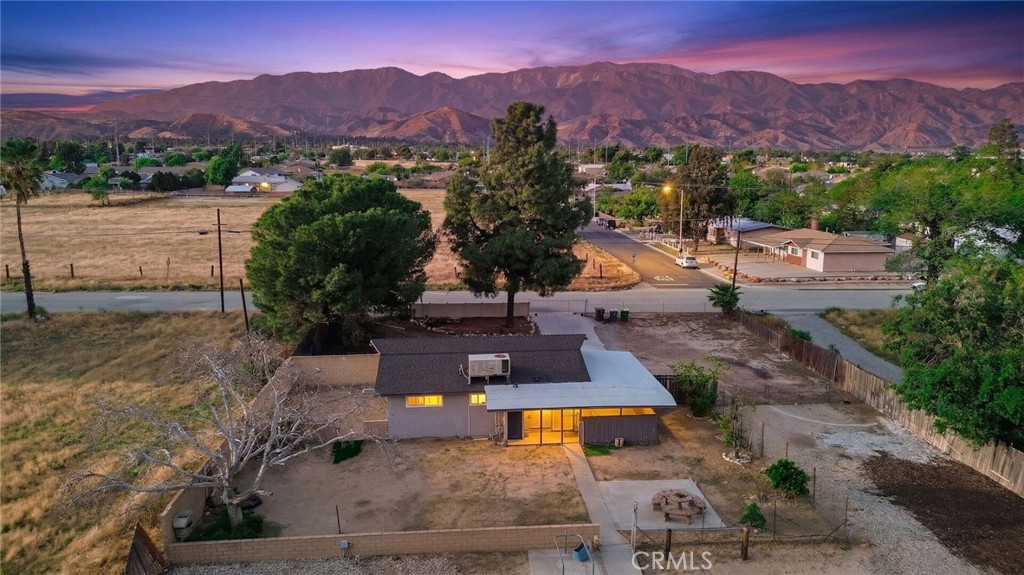 582 Wesley Street Banning, CA 92220 - Photo 4 of 49 a view of a city with a lake