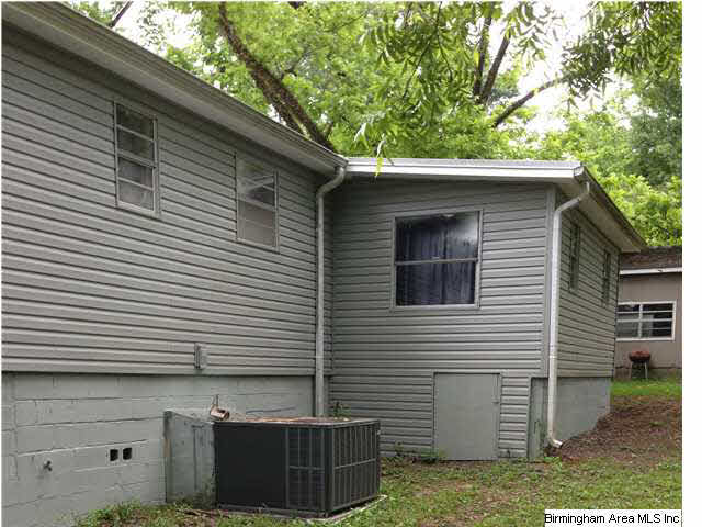 8577 Lock 17 Road Bessemer, AL 35023 - Photo 3 of 11