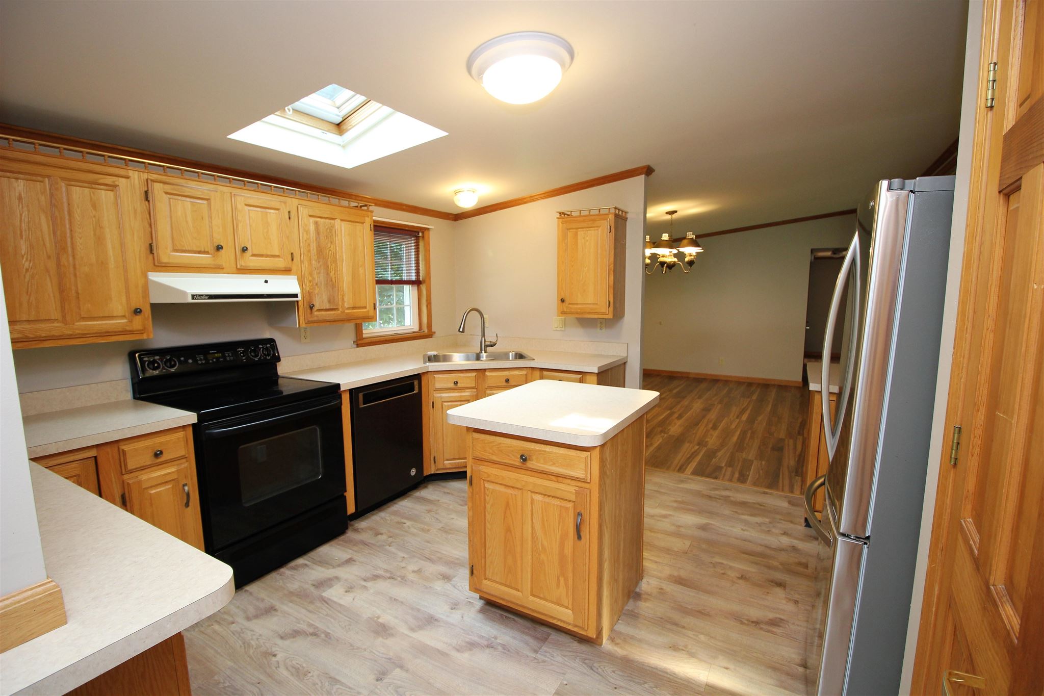 212 Stonehill Road Williston, VT 05495 - Photo 14 of 33 Gallery Image 14