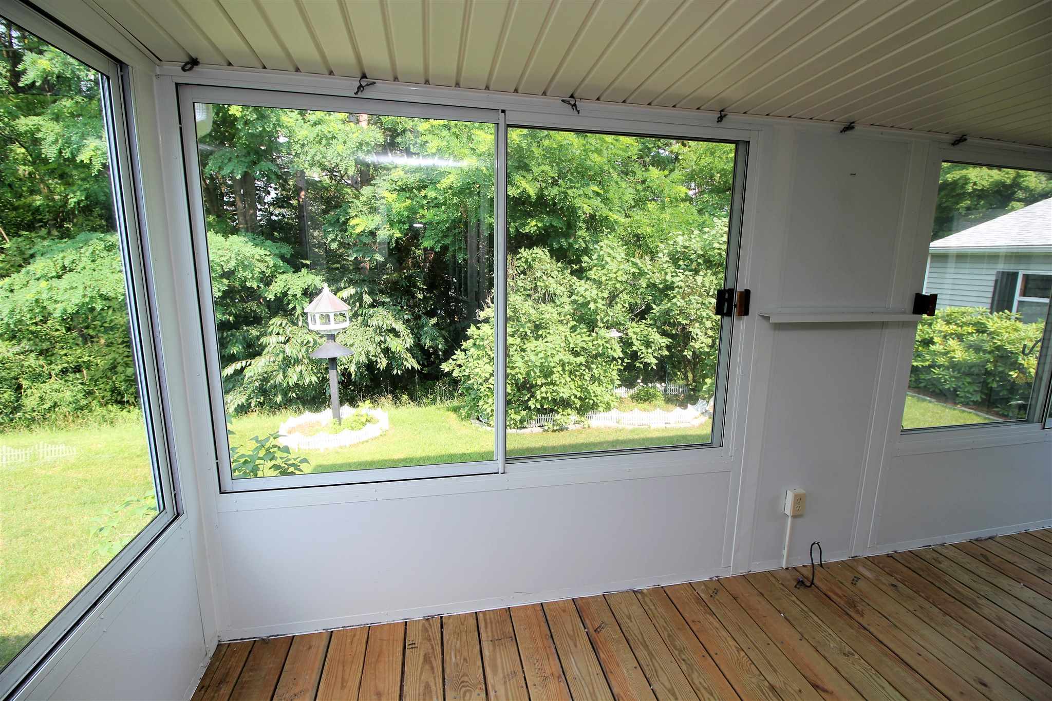 212 Stonehill Road Williston, VT 05495 - Photo 31 of 33 Gallery Image 31