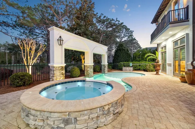 $2,695,000 | 3157 Club Drive, Miramar Beach, FL 32550