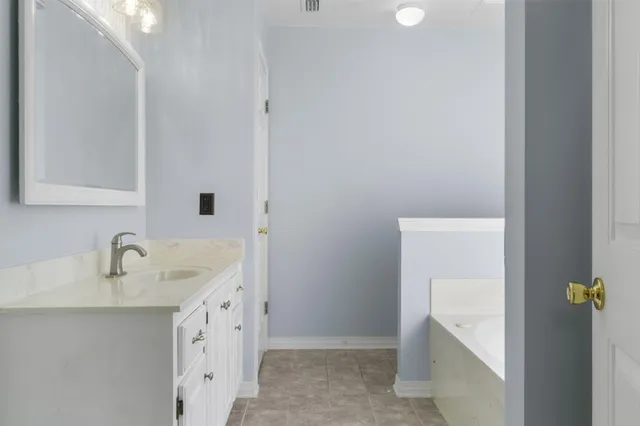 $374,900 | 6814 Avenida De Galvez, Navarre, FL 32566