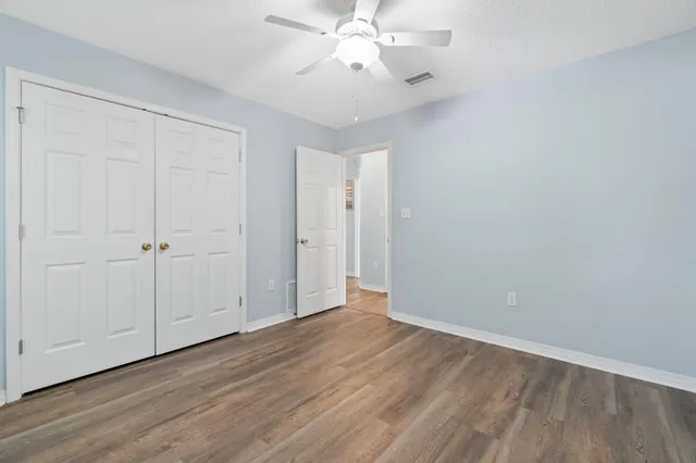 $374,900 | 6814 Avenida De Galvez, Navarre, FL 32566