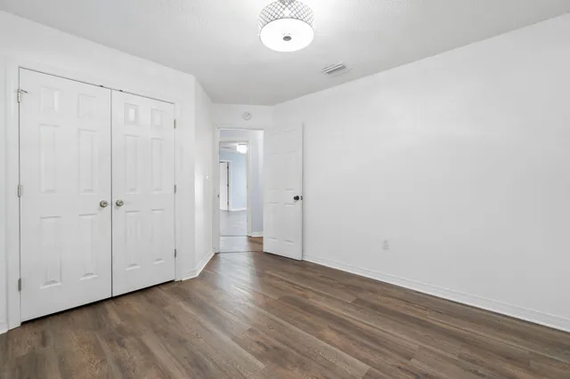 $374,900 | 6814 Avenida De Galvez, Navarre, FL 32566