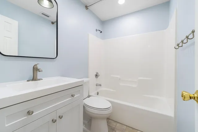 $374,900 | 6814 Avenida De Galvez, Navarre, FL 32566