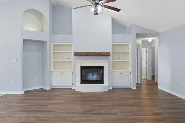 $374,900 | 6814 Avenida De Galvez, Navarre, FL 32566