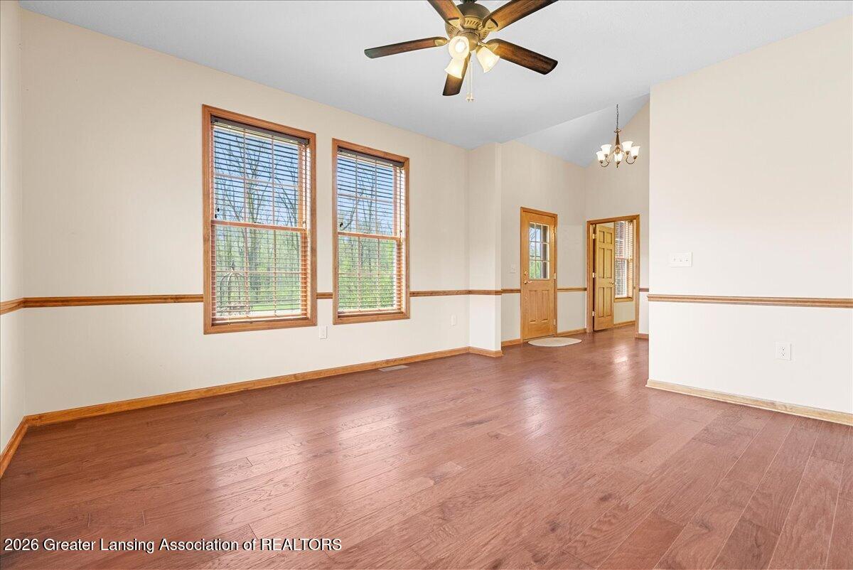 4580 Dimond Way Dimondale, MI 48821 - Photo 12 of 51 Front Room