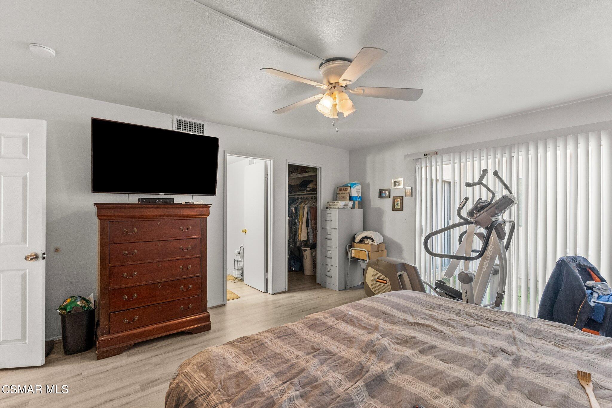 1186 Appleton Road Simi Valley, CA 93065 - Photo 15 of 40 17-web-or-mls-DSC01524