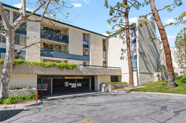 $629,000 | 4041 Via Marisol, Unit 215, Los Angeles, CA 90042