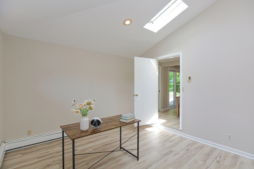 25 Fairbrook Road Framingham, MA 01701 - Photo 11 of 38 Gallery Image 11