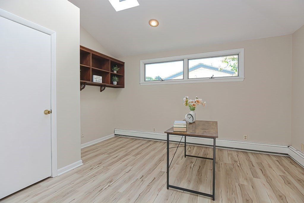 25 Fairbrook Road Framingham, MA 01701 - Photo 12 of 38 Gallery Image 12