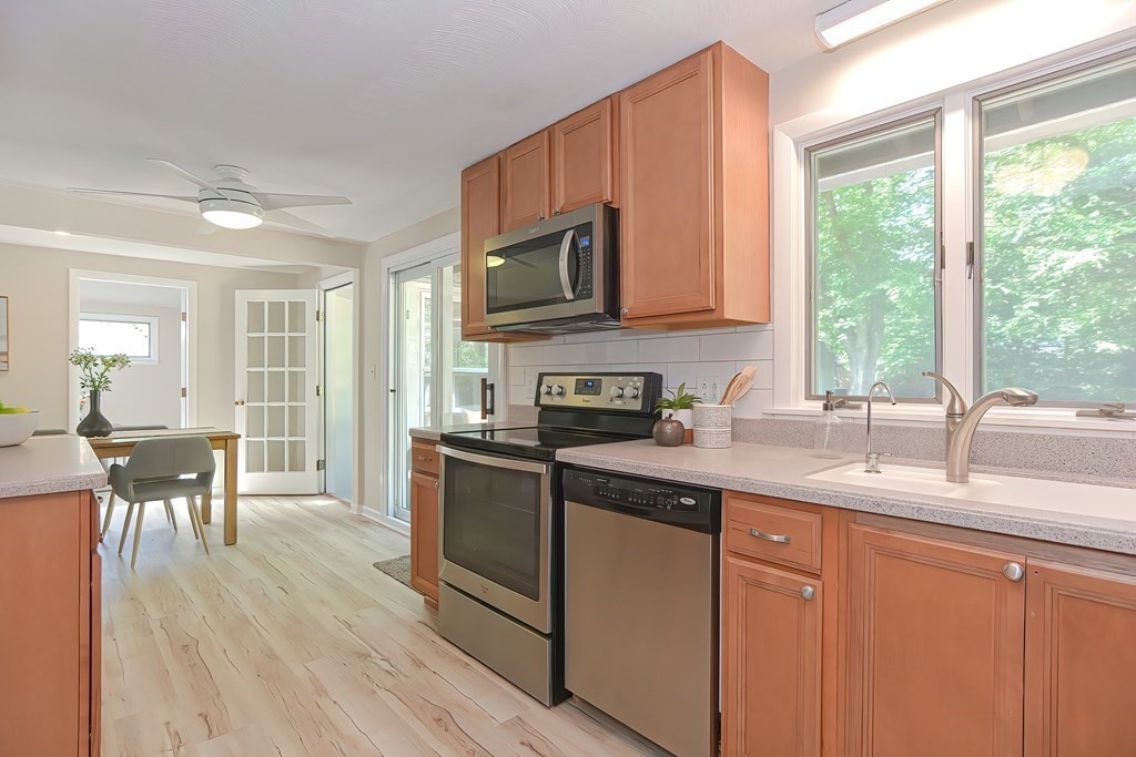 25 Fairbrook Road Framingham, MA 01701 - Photo 17 of 38 Gallery Image 17