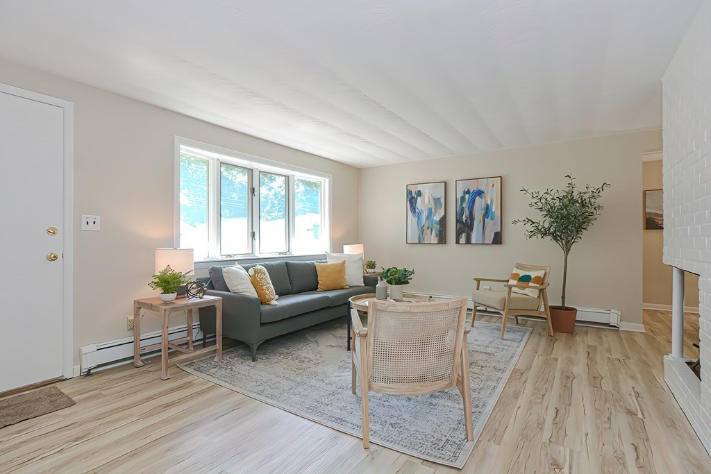25 Fairbrook Road Framingham, MA 01701 - Photo 6 of 38 Gallery Image 6
