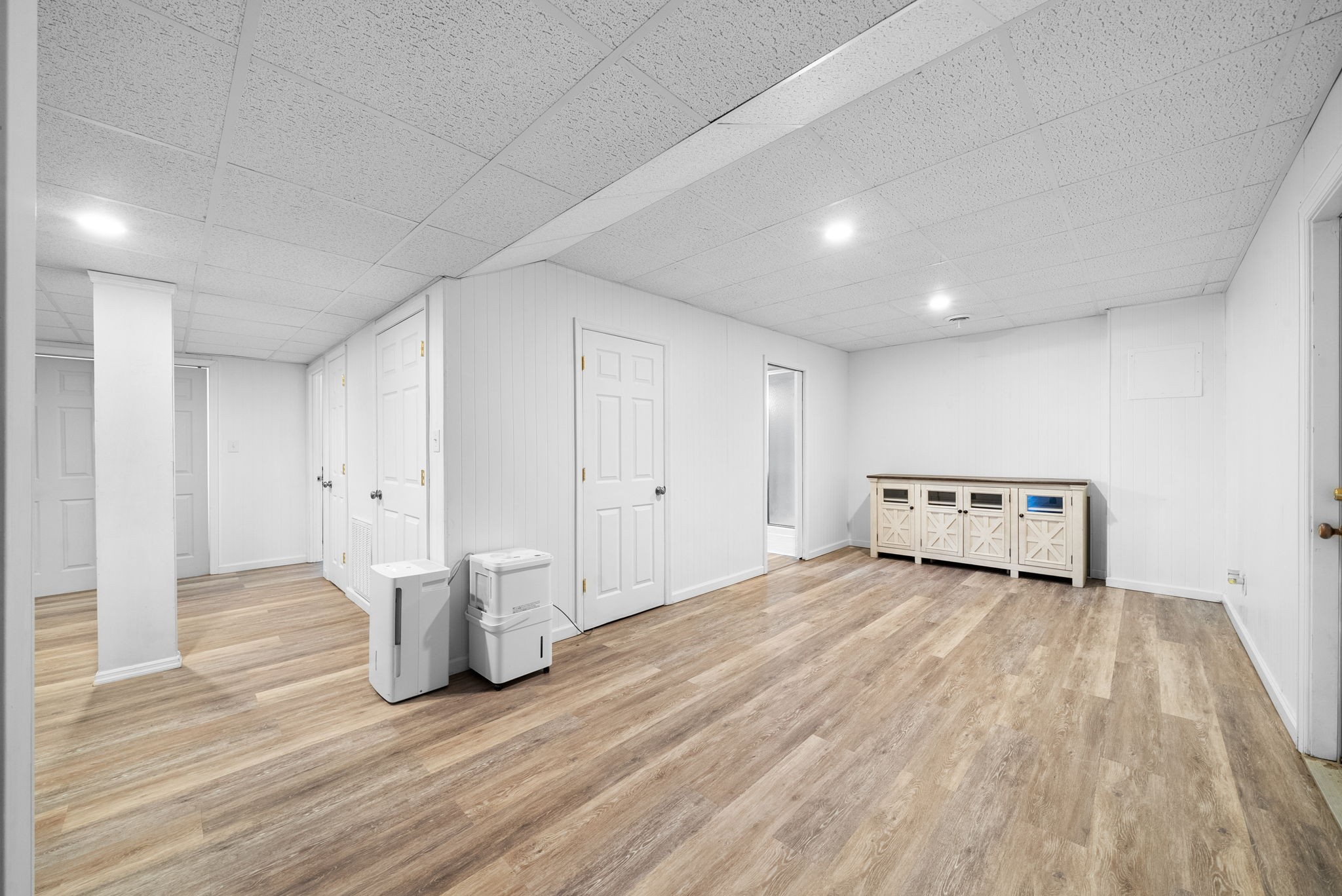 3021 7 Mile Ferry Road Clarksville, TN 37040 - Photo 59 of 99 a view of a room with wooden floor