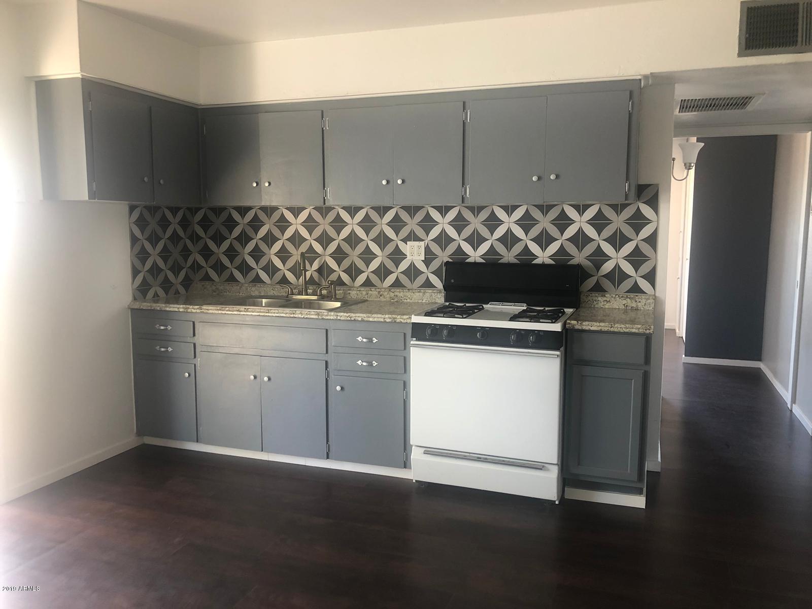 6201 West Osborn Road Phoenix, AZ 85033 - Photo 14 of 27 WhatsApp Image 2019-08-08 at 8.59.08 AM