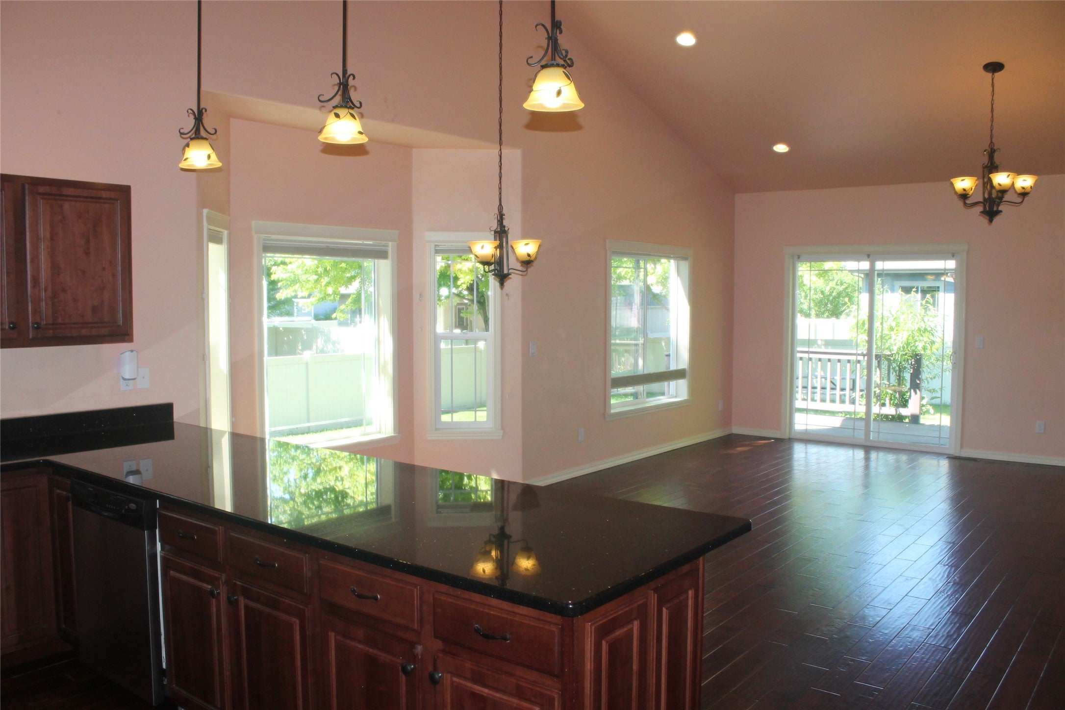 158 Taelor Road Kalispell, MT 59901 - Photo 10 of 41 Gallery Image 10