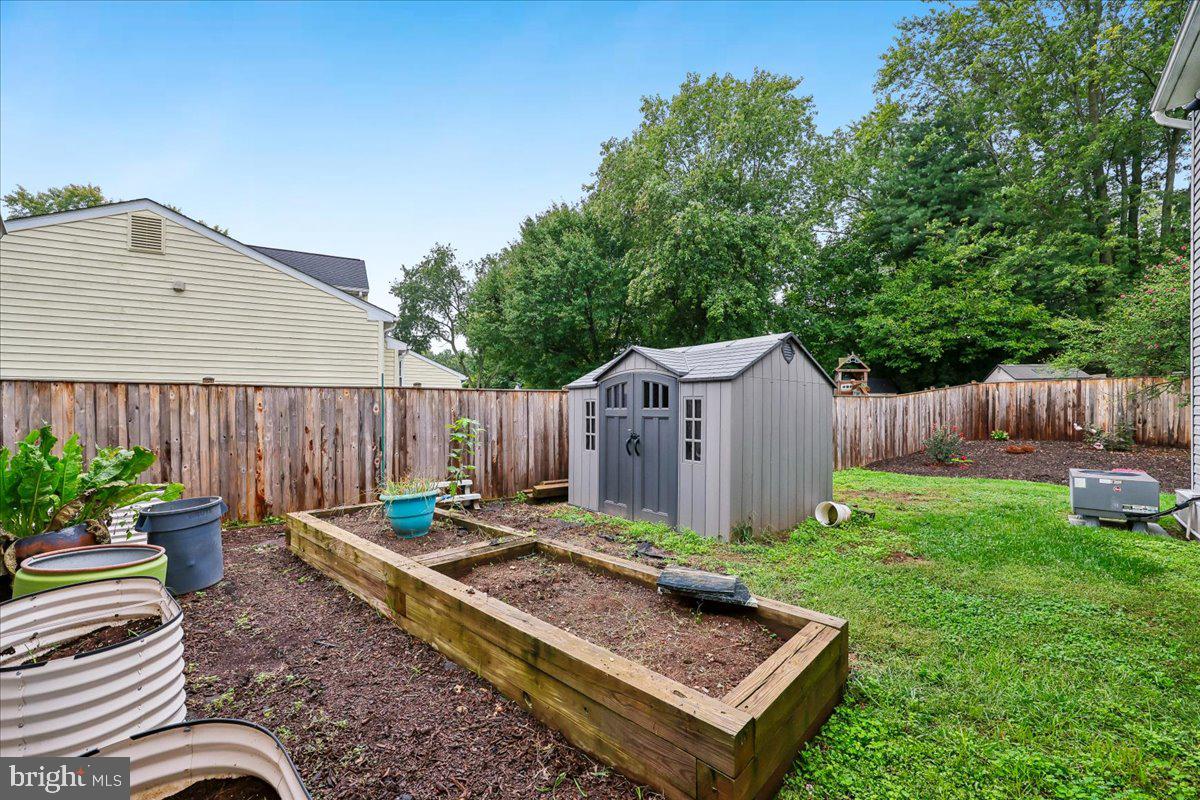 17132 Hoskinson Road Poolesville, MD 20837 - Photo 6 of 64 Gallery Image 6