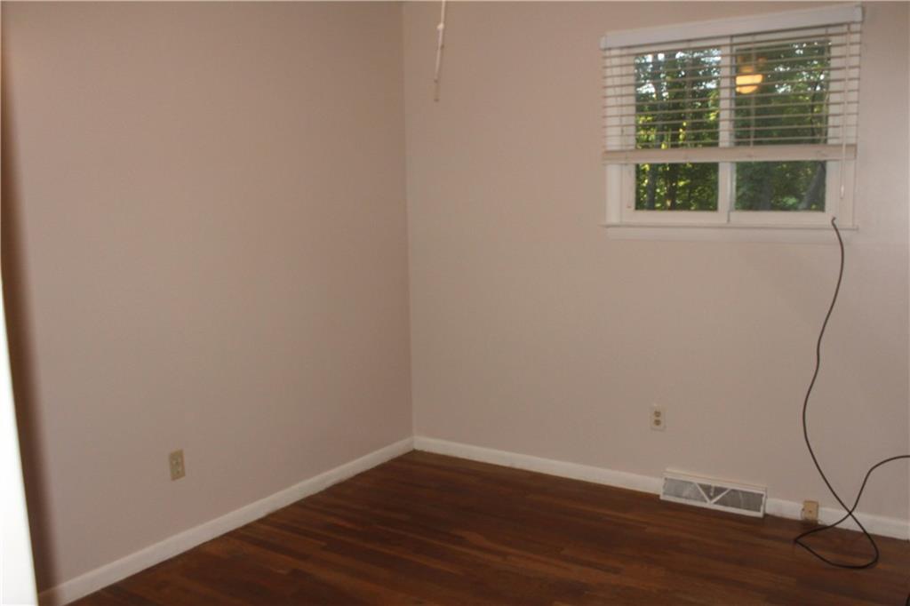 220 McClay Road Washington, PA 15301 - Photo 11 of 25 Gallery Image 11