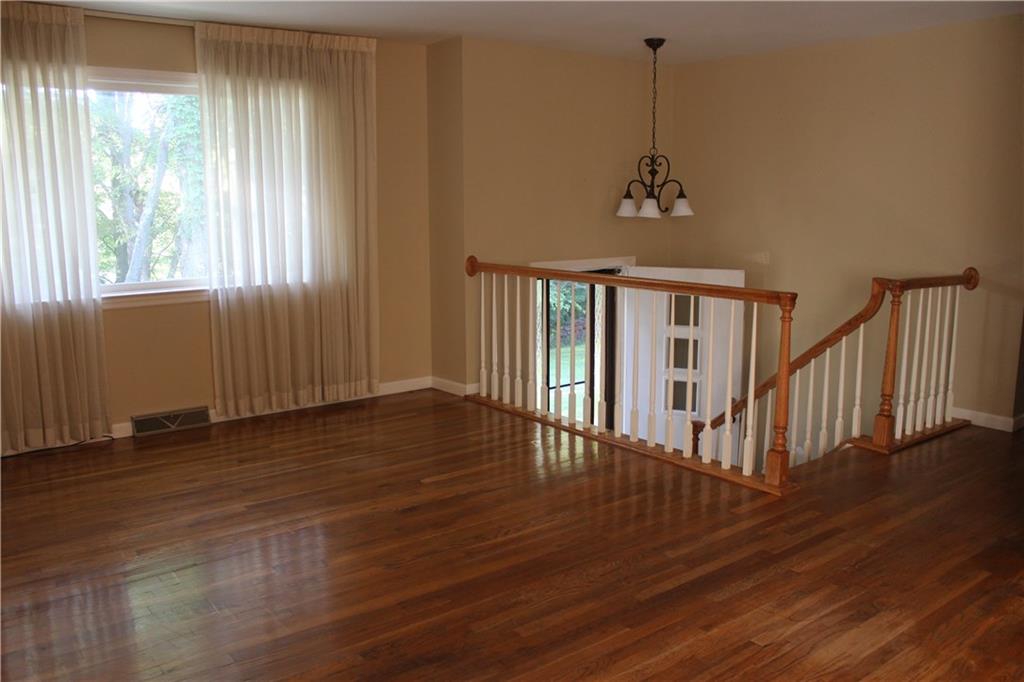 220 McClay Road Washington, PA 15301 - Photo 3 of 25 Gallery Image 3