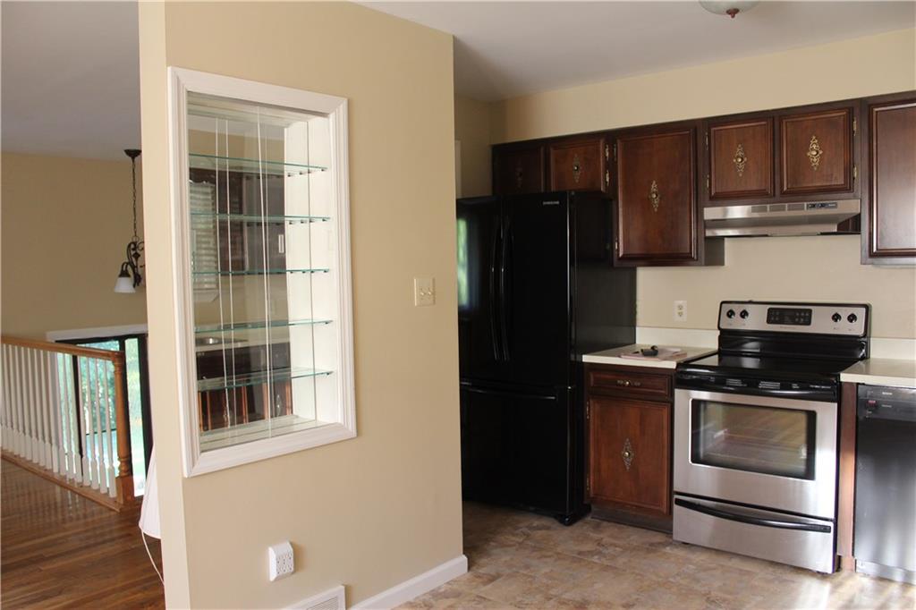 220 McClay Road Washington, PA 15301 - Photo 8 of 25 Gallery Image 8
