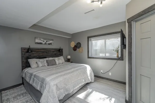 $525,000 | 1008 Southern Woods Place Southwest, Rochester, MN 55902