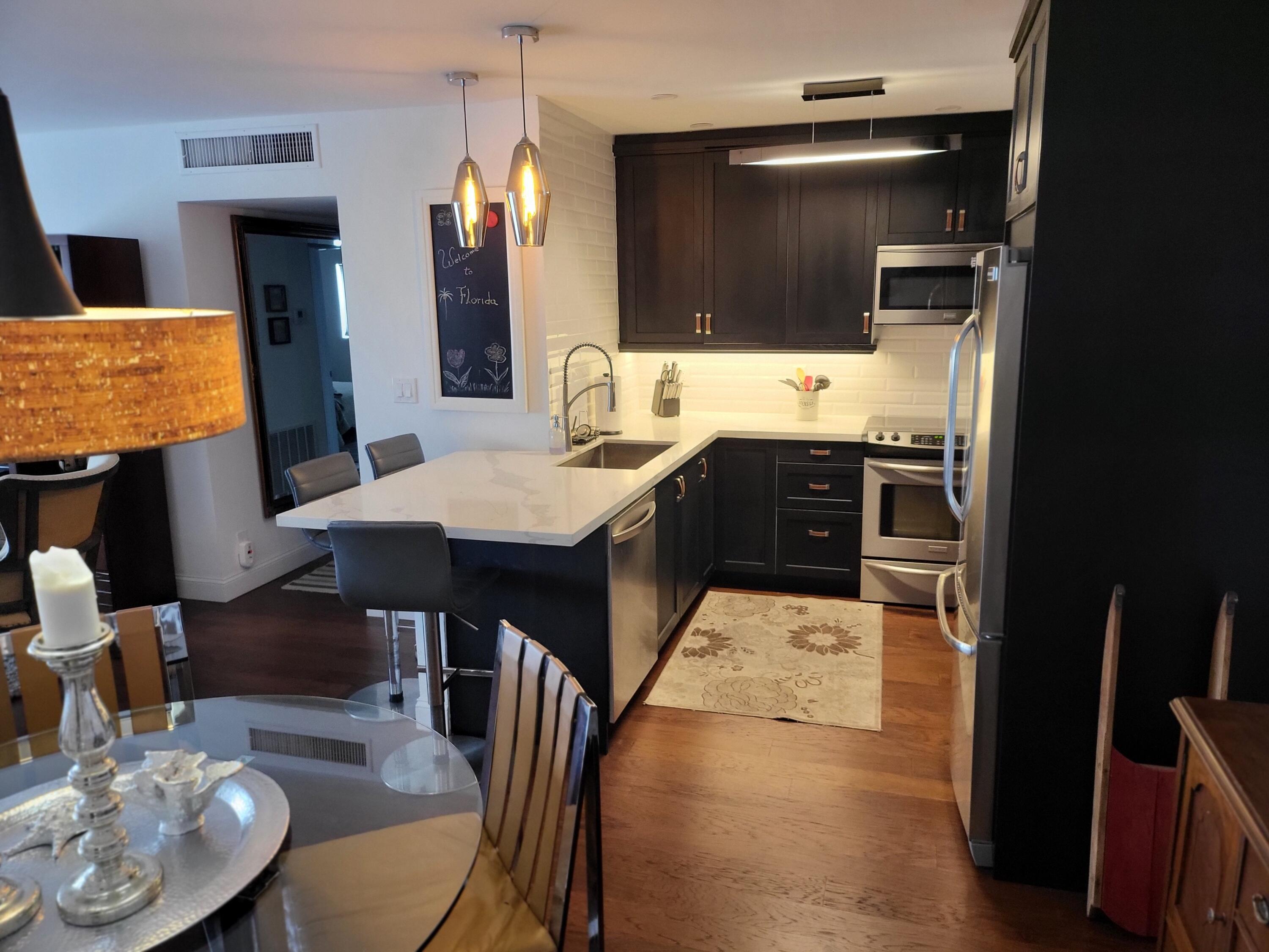 651 Pine Drive, Unit 206 Pompano Beach, FL 33060 - Photo 8 of 31 Kitchen