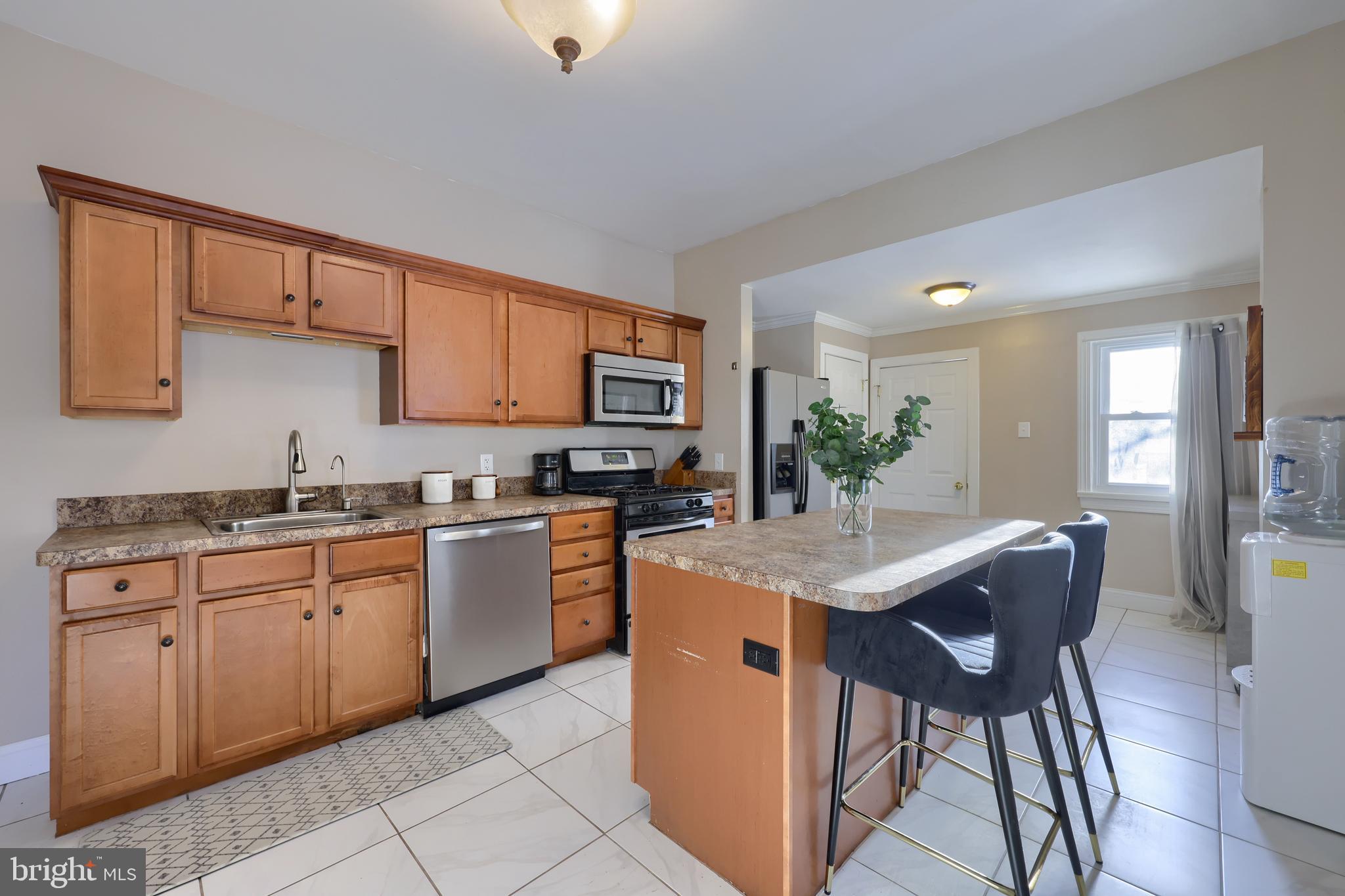 652 Mountain View Road Reading, PA 19607 - Photo 11 of 34