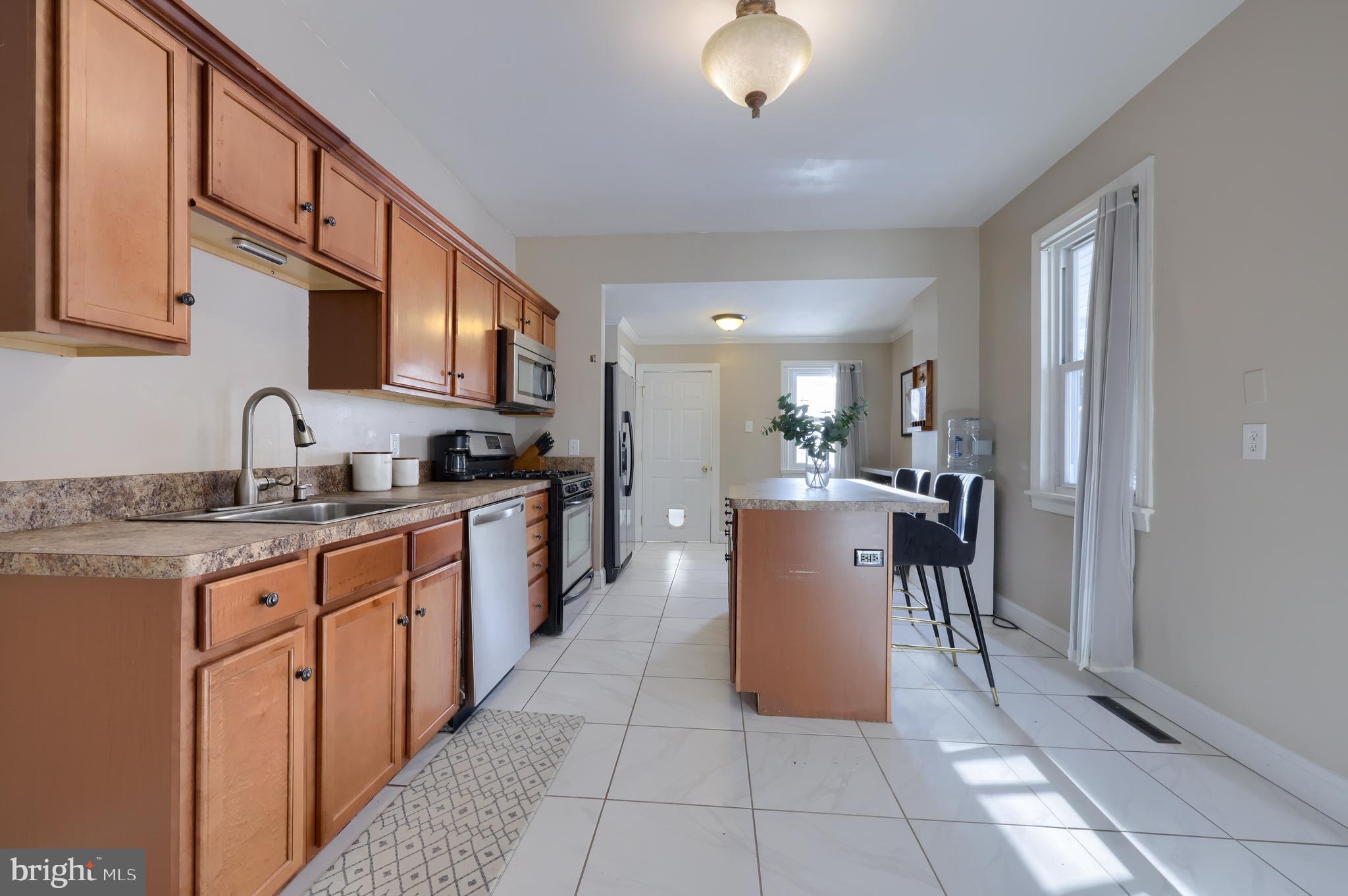 652 Mountain View Road Reading, PA 19607 - Photo 13 of 34