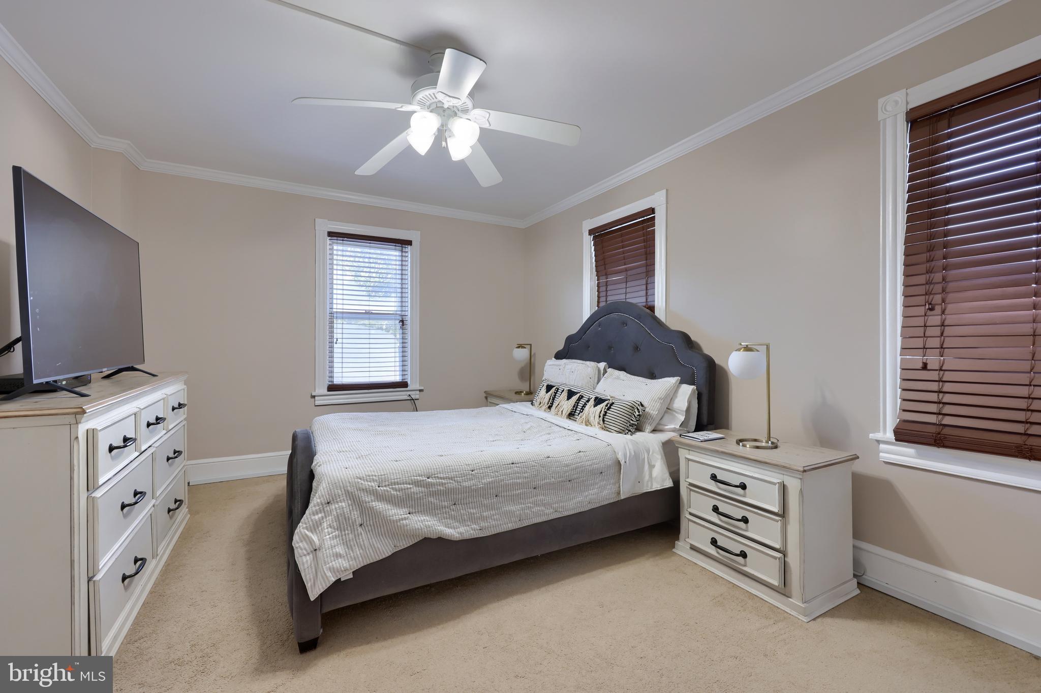 652 Mountain View Road Reading, PA 19607 - Photo 18 of 34 Bedroom 1