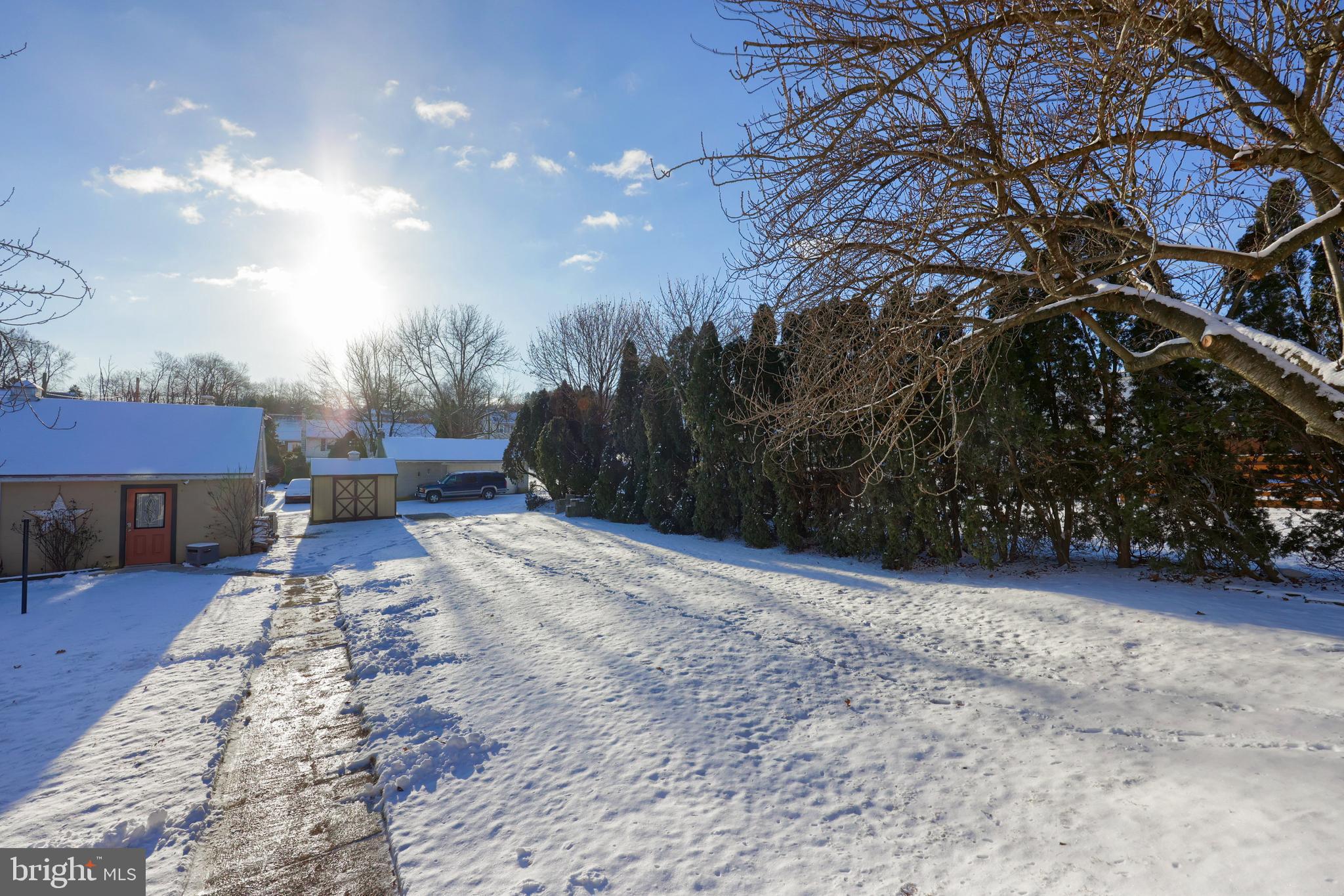 652 Mountain View Road Reading, PA 19607 - Photo 27 of 34