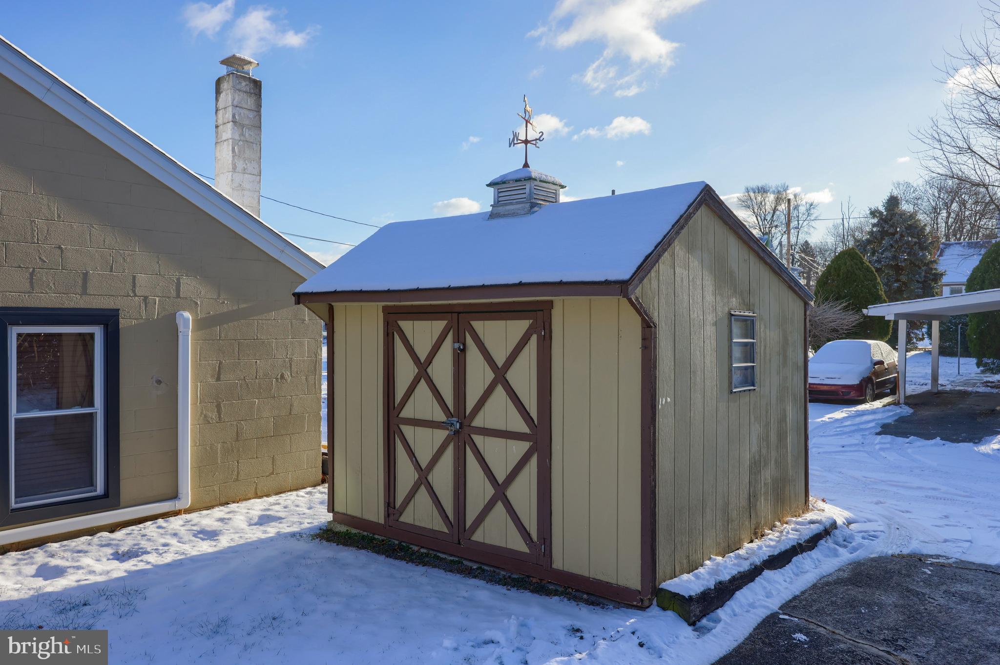 652 Mountain View Road Reading, PA 19607 - Photo 29 of 34