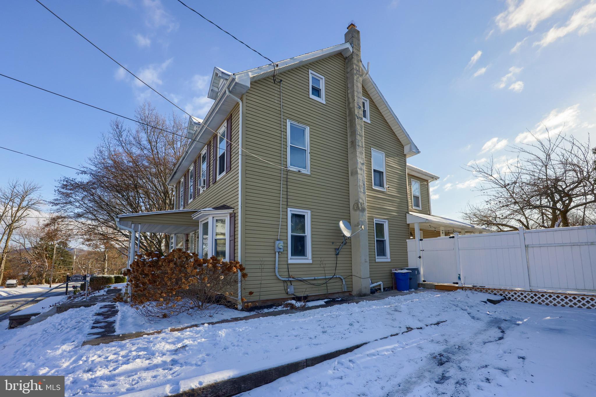 652 Mountain View Road Reading, PA 19607 - Photo 3 of 34 Driveway with 2 Spaces