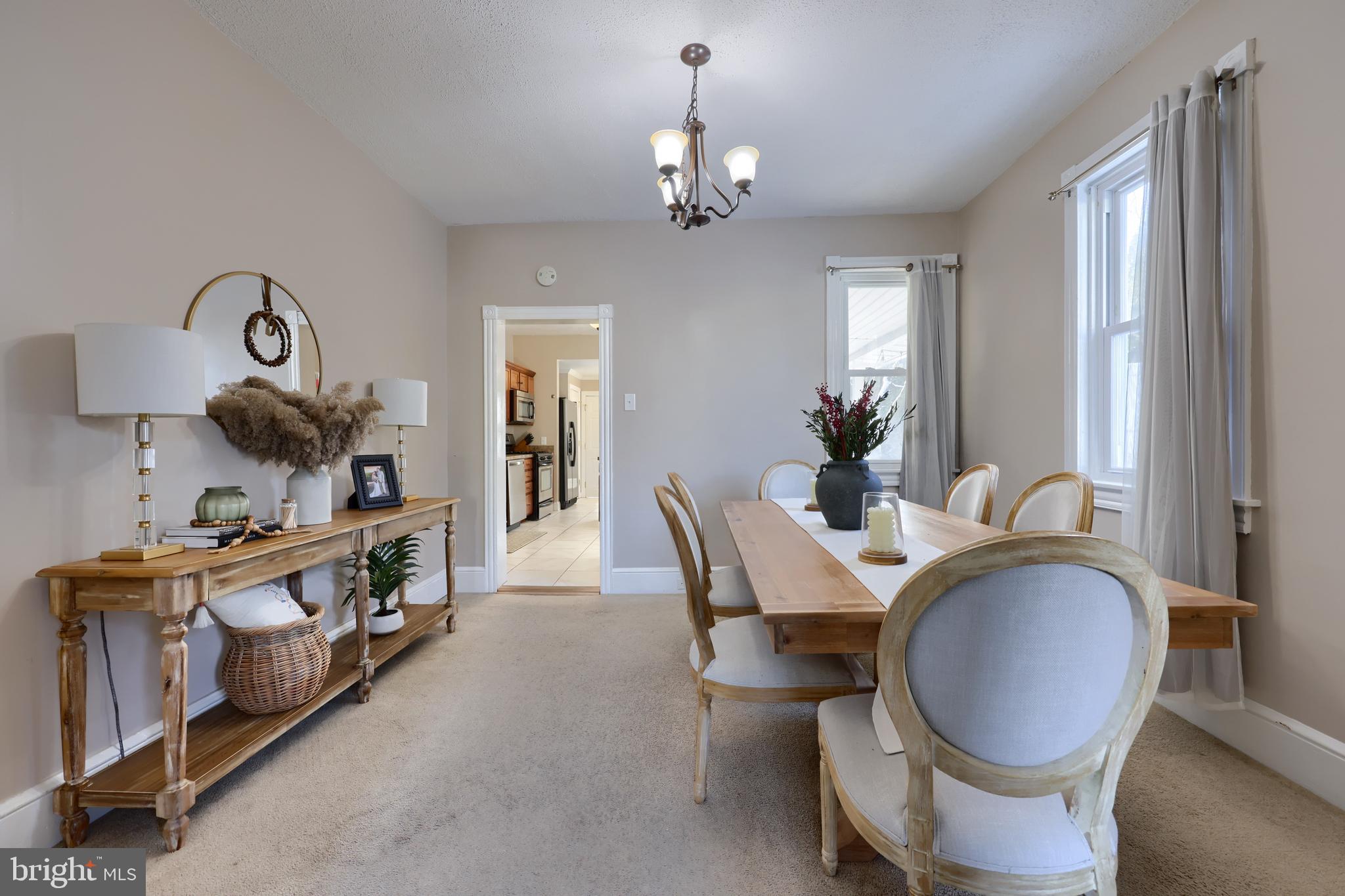 652 Mountain View Road Reading, PA 19607 - Photo 10 of 34