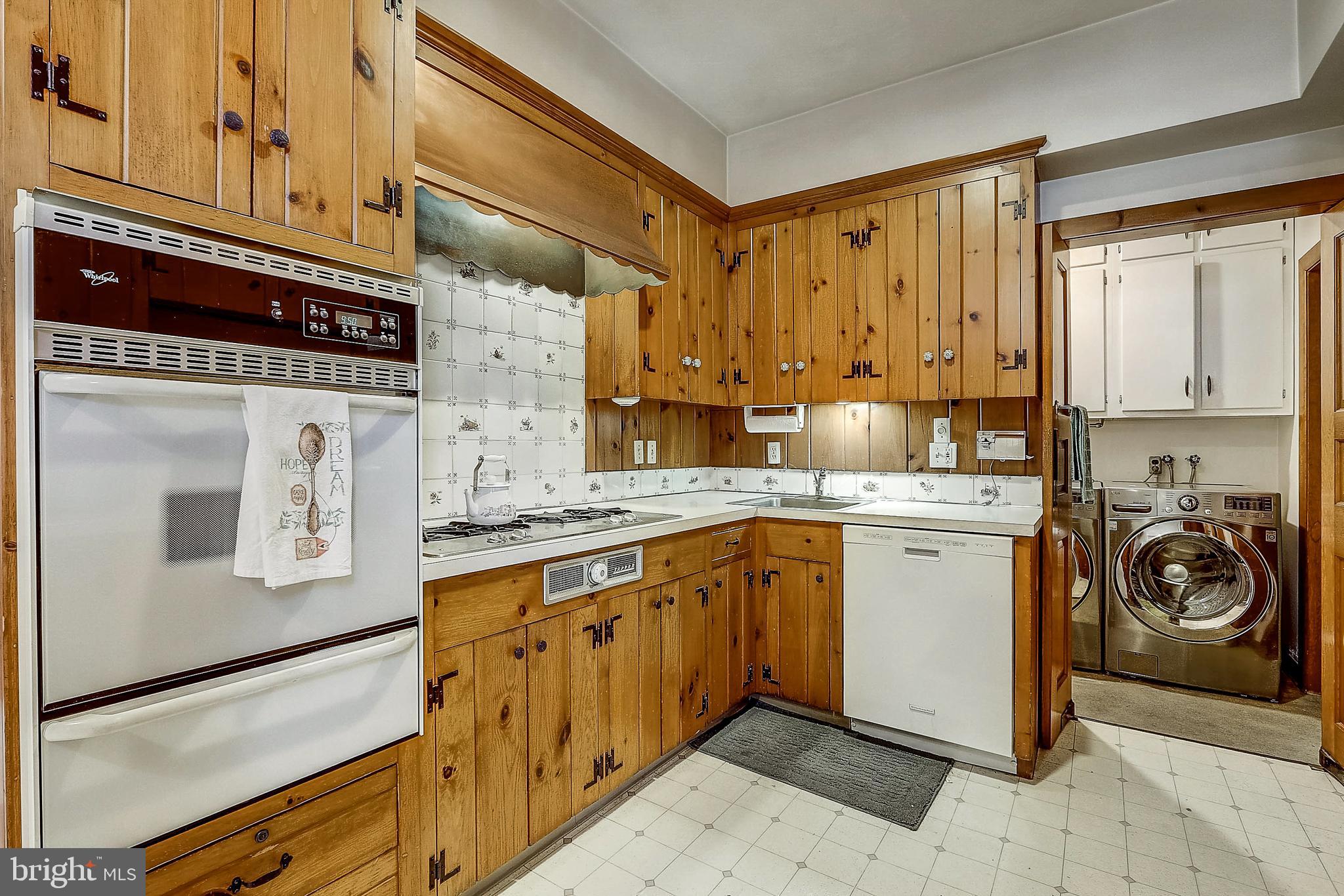 322 Baltimore Street Hanover, PA 17331 - Photo 33 of 71 Gallery Image 33