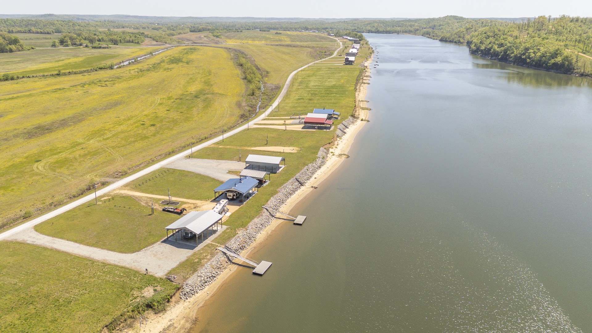 2475 Hardin Bottom River Road Clifton, TN 38425 - Photo 30 of 37 Gallery Image 30