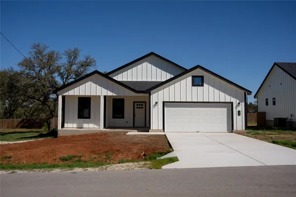 $414,605 | 111 Autumn Sage Trail, Johnson City, TX 78636