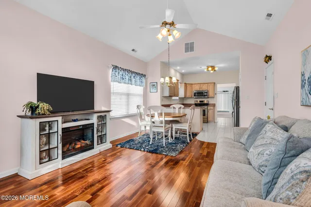 $625,000 | 23 Derry Meeting Drive, Manalapan, NJ 07726