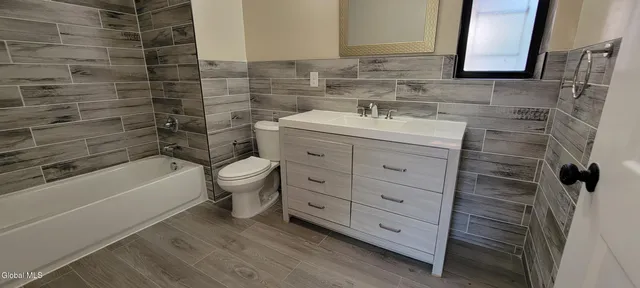 $1,450 | 170 Washington Avenue, Unit 1B, Albany, NY 12210