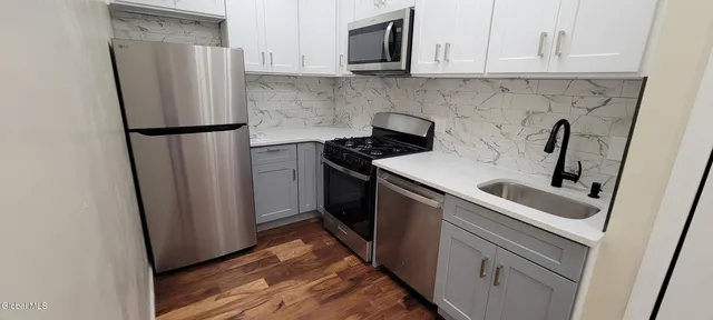 $1,450 | 170 Washington Avenue, Unit 1B, Albany, NY 12210