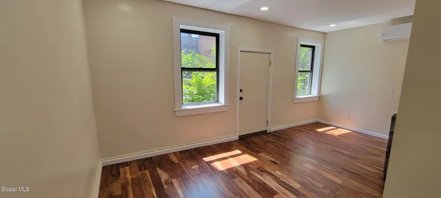 $1,450 | 170 Washington Avenue, Unit 1B, Albany, NY 12210