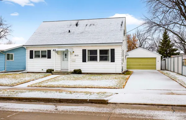 $240,000 | 1813 East Pauline Street, Appleton, WI 54911
