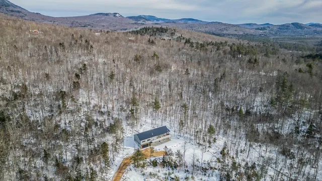 $1,200,000 | 33 Nahama Way, Newry, ME 04261