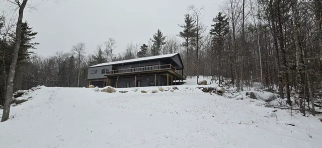 $1,200,000 | 33 Nahama Way, Newry, ME 04261