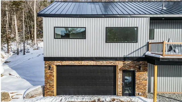 $1,200,000 | 33 Nahama Way, Newry, ME 04261