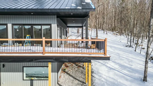 $1,200,000 | 33 Nahama Way, Newry, ME 04261